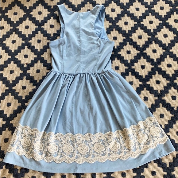 Tank Dress With Lace Detail - Picture 4 of 8